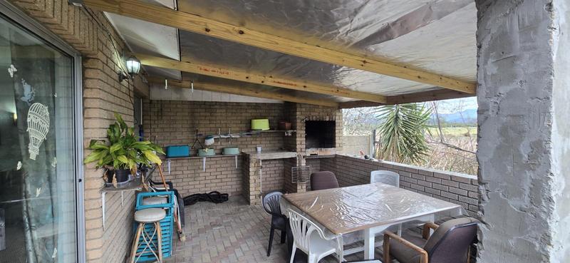 4 Bedroom Property for Sale in Klein Brak Western Cape